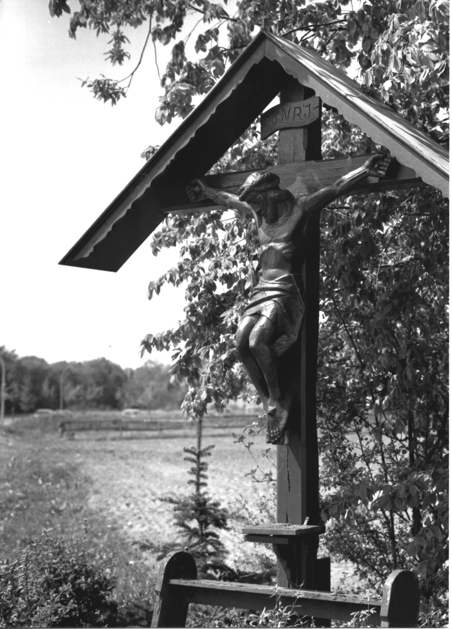 Brinkmannskreuz im Gewerbegebiet