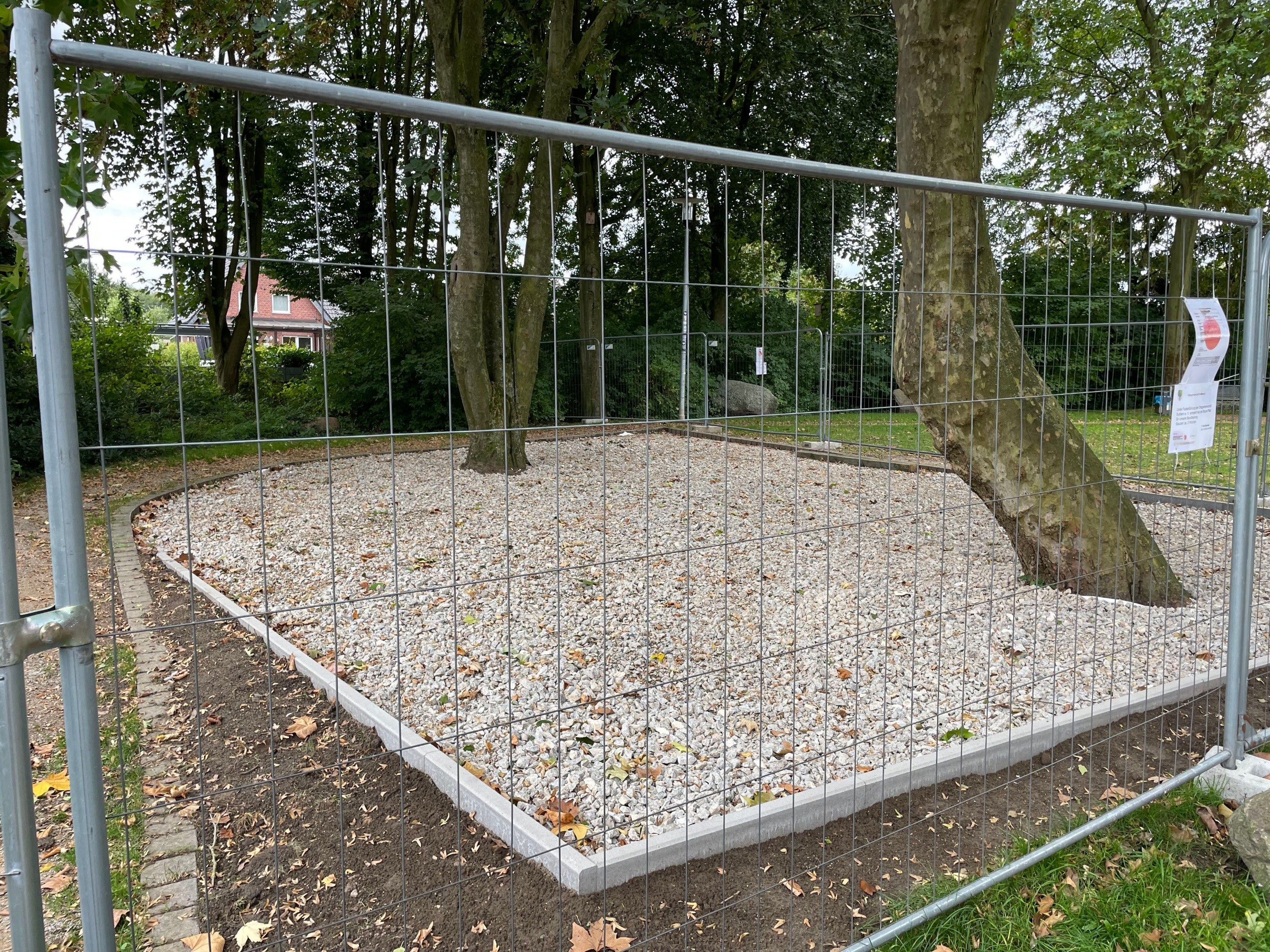 Boule spielen unter Bäumen: Am Spieker entsteht ein  Boulepark für alle. Sonntag wird hier das erste Mal gespielt.